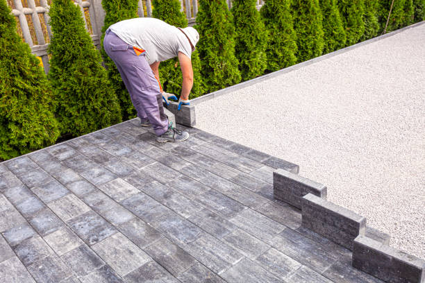 Best Affordable Driveway Paving  in Lakeland Highlands, FL